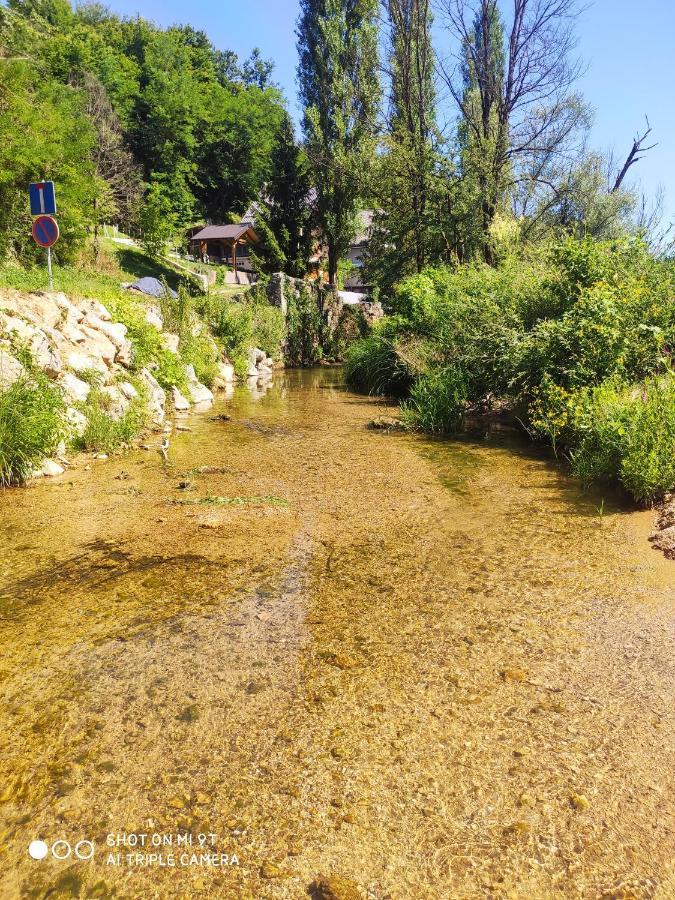 Smaragd River Near Rastoke & Plitvice Lakes Slunj Eksteriør bilde