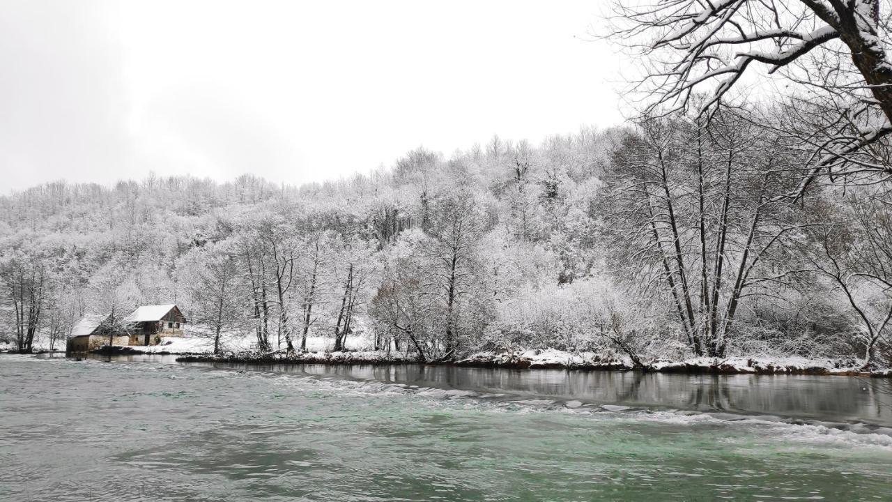 Smaragd River Near Rastoke & Plitvice Lakes Slunj Eksteriør bilde